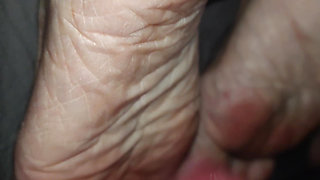 Nylonjunge Inseminates the Soles of My Old Feet
