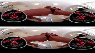 Rebecca Volpetti - Face Sitting 1 On 1 - Upskirt Fingering Shaved Pussy