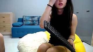 Real amateur teen fucks while babes watch