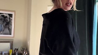 Sexy blonde chick solo masturbation
