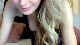 Horny amateur web cam teen girl takes a toy deep inside