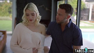 Desperate blonde wants to get pregnant