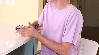 Hungry mummy thirsts a hefty pipe in her kitchen