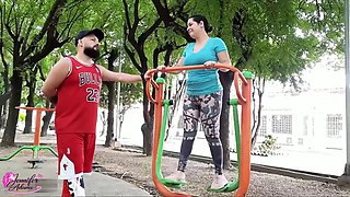 My sexy and hot neighbor is in the park and when I see her there she proposes that I fuck her and I accept - Porno en Espaol