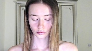 Brunette Solo Webcam Masturbation