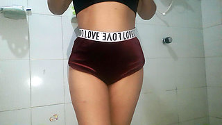 South Indian Girl with Big Ass Twerking