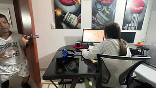 I See My Pregnant Stepsister Stressed at Work so I Give to Her Some Delicious Dick