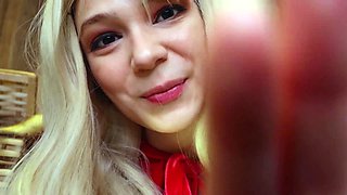 Chubby blonde brianna solo masturbation