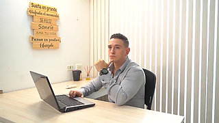 Creampie-busty Pervert Kneels During the Interview and Sucks Her Boss's Dick Until She Gets the Job