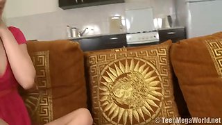 Juliya - teenie mega world