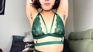 Amateur Webcam Teen Flashes Masturbates