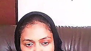 Hijab MILF Had a Visitor Daily,when Husband Goes to Work.