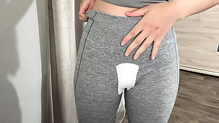 My Girlfriend Masturbates in Tight Leggings - Big Ass Latina Amateur Homemade POV