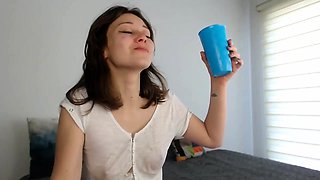 Pee drinking piss fetish babe solo plays with bottle