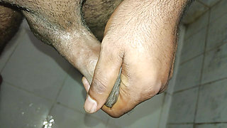 Big cock and hand Shak