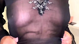 Brazilian Milf Shows Off Her Body and Toys on Her Webcam Bal