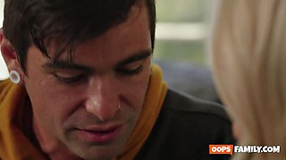 Hardcore Hentai Cheating Stepmom Blows Son in Steamy Taboo
