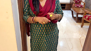 Indian Desi Village Bhabhi Seduced & Fucked (hindi Audio)