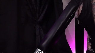 Sweet Ballbusting Treat