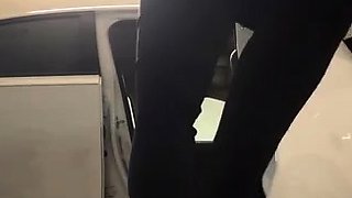 Close up MILF masturbation