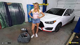 Alexis Rae Trades Pussy for Free Car Repairs with Gi Joey