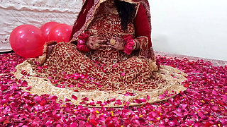 First Night Desi Couple Full Video - Indian Husband Wife Rough Sex Hindi Audio