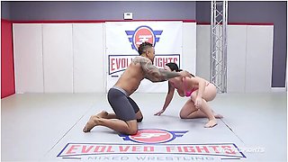 Kaylee Lang And Eddie Jaye - Vs Eddie Sure Knows How To Deliver That Bbc!