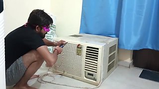 Electrician Fucking Full Night With Stranger Bhabhi
