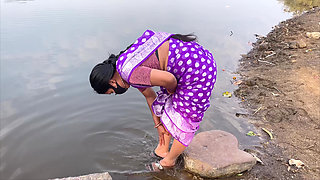 Desi Beautiful Bhabhi Outdoor Private Sex Full Hindi Audio