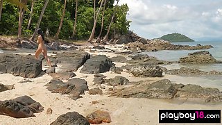 Thai teenage creamed her breast at the beach