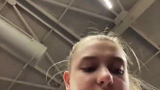 My trainer fucking me in the gym