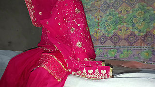 Desi New Indian Bhabhi Fucked Hardly in The Office