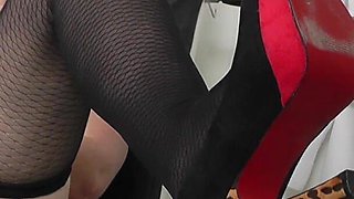 Mature Gyno Secret- Gyno doctor records his mature female patient on a cam