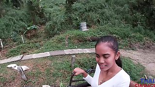 Thick Thai amateur couple gets up close and personal in steamy POV action