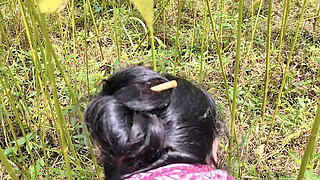 Video of Fucking a Beautiful Desi Girl While Eating Jute