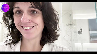 Peep Suzy Wylde's Birthday Surprise!