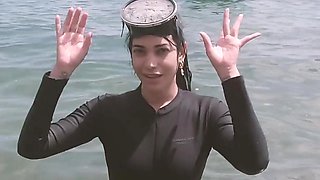 Caribbean Sea Receives Goddess Breathplay Mask Diving Glass