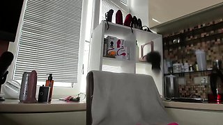 Sexy hottie Anetta Keys enjoys a solo toy masturbation
