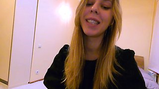 Amateur milf outdoors blowjob and fucking