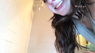 Peeing in the bathtub 7 times for you