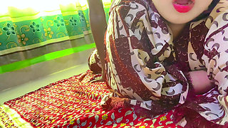 Fucking a Beautiful Bhabhi When She Was Horny in Her Room & Her Husband Going to Office