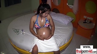 Amateur Sex pregnant Thai whore masturbating