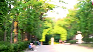 German Blowjob Date in Public Park (RISKY)