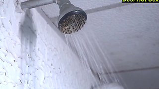 I See She Is Fucking With Her Lover! Cheating Wife Sex