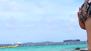 Beauty Bikini Chill at Paradise