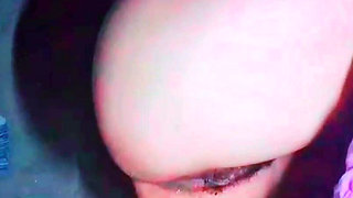 What Ass Figure Is Very Gentle and Stimulating by Putting Your Finger in