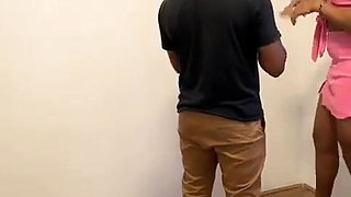 Sucking the Married Man's Dick Discreetly