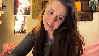 Hot Busty Webcam Babe Masturbate Solo