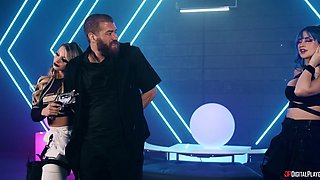 Kayley Gunner's Fierce Battle in a Secret Space