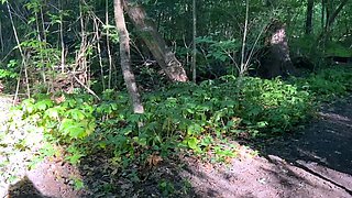 Blonde is flashing her big boobs in the outdoors